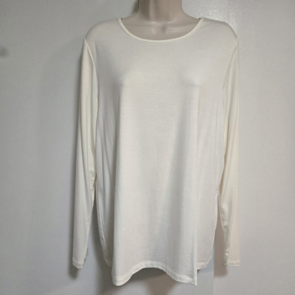 Chico's Size 2 (L) Ivory Rayon Blend Scoop Neck Long Sleeve Stretch Knit Top